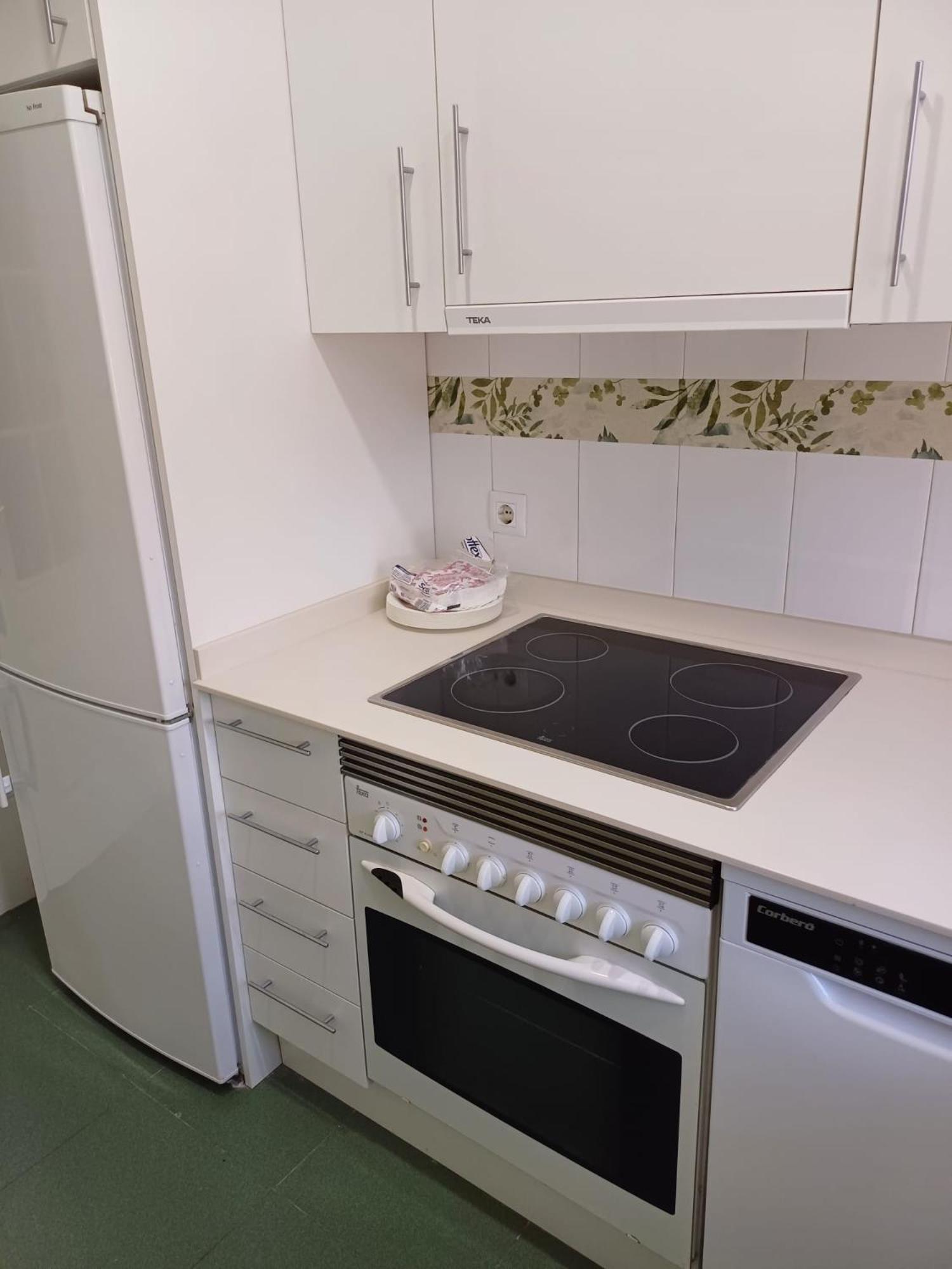 Apartamento Virgen De La Victoria Seville Luaran gambar